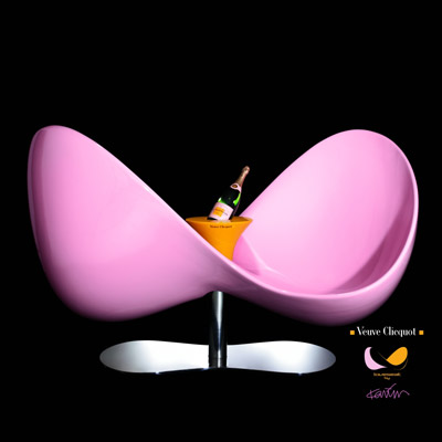 VEUVE-CLICQUOT-Love-Seat